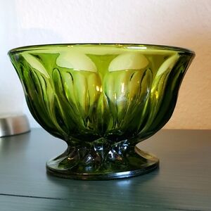Vintage Anchor Hocking Fairfield Avocado  Green Mid-Century Modern Footed Bowl